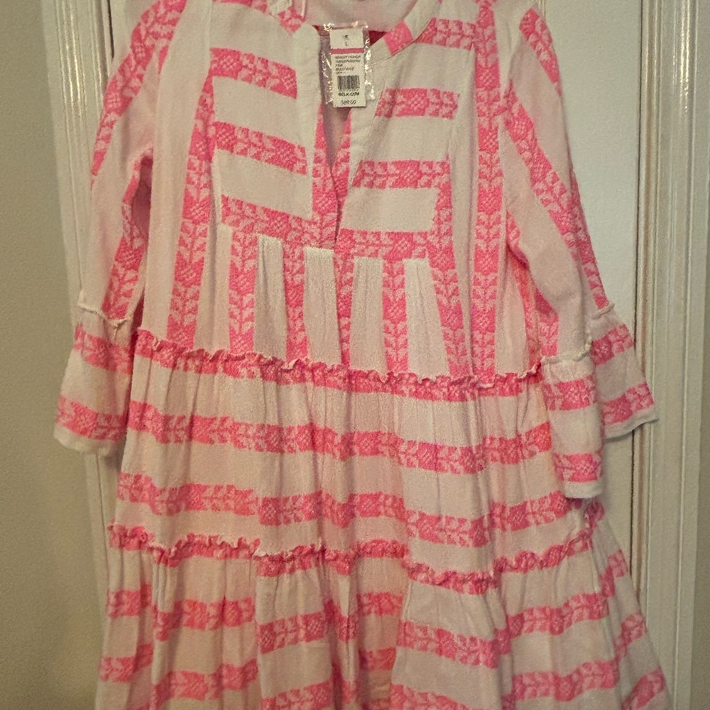 Crown & Ivy Pink and White Tiered Sundress with Bishop Sleeves